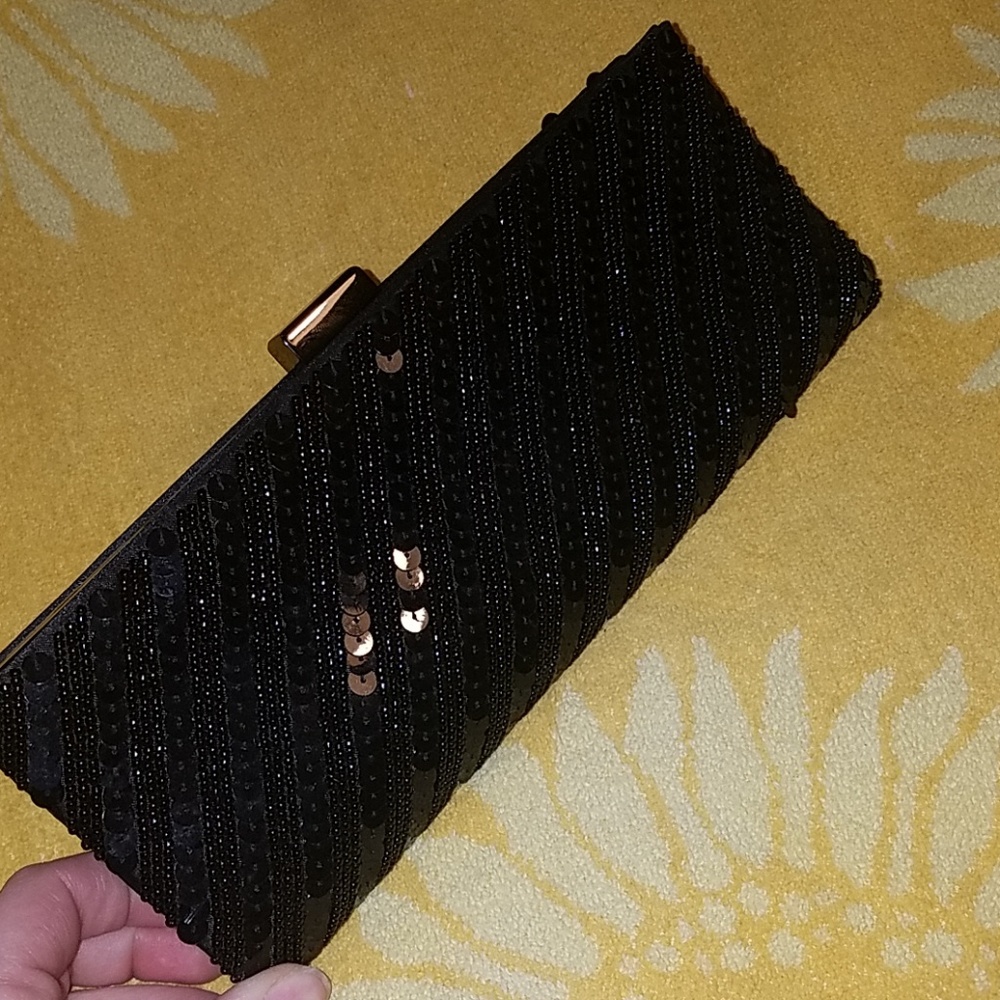 Beaded Sequin Clutch w/ Chain